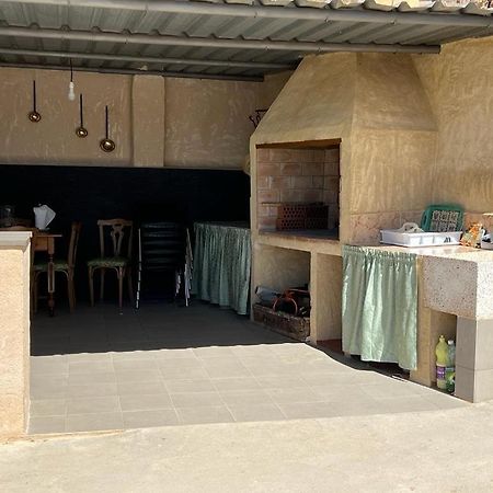 Villa Rural Con Amplia Piscina Campillo de Altobuey ภายนอก รูปภาพ