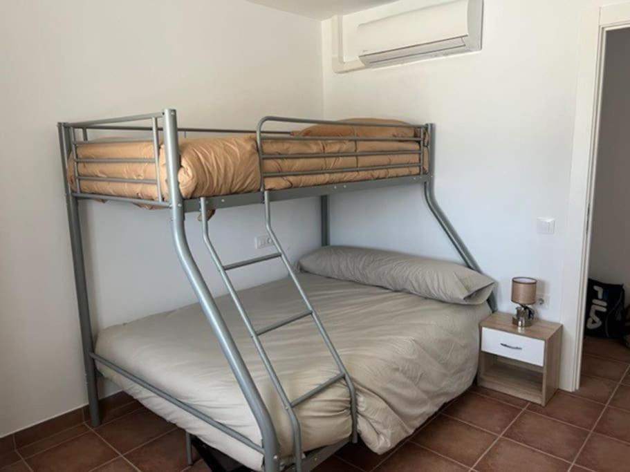 Villa Rural Con Amplia Piscina Campillo de Altobuey ภายนอก รูปภาพ