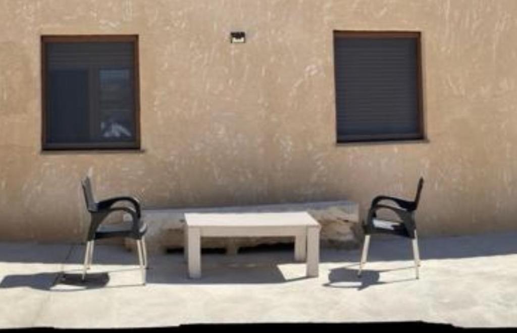 Villa Rural Con Amplia Piscina Campillo de Altobuey ภายนอก รูปภาพ