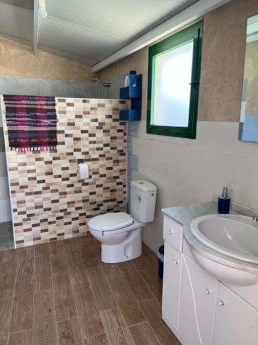 Villa Rural Con Amplia Piscina Campillo de Altobuey ภายนอก รูปภาพ